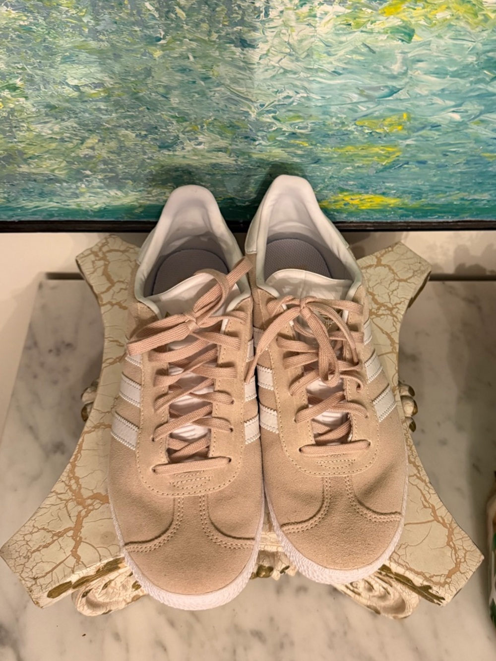 adidas Gazelle Women's Low-Top Sneakers in Light Blush Pink with White Stripes